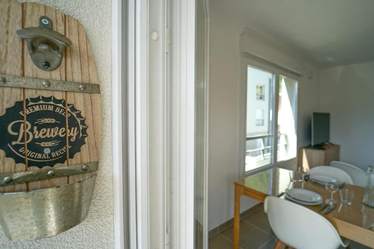 La Douce Folie - Apartment For 4 To 5 People In Севрие Экстерьер фото
